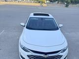 Chevrolet Malibu 2020 года за 9 100 000 тг. в Актау – фото 2