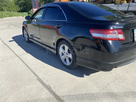 Toyota Camry 2011 года за 7 300 000 тг. в Усть-Каменогорск – фото 5