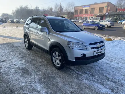 Chevrolet Captiva 2011 года за 4 500 000 тг. в Алматы – фото 7