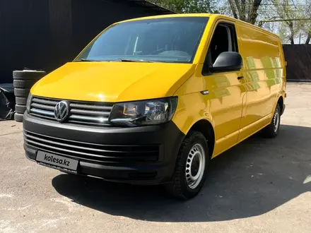 Volkswagen Transporter 2015 года за 11 800 000 тг. в Алматы – фото 2