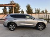 Hyundai Santa Fe 2021 года за 14 200 000 тг. в Астана – фото 5