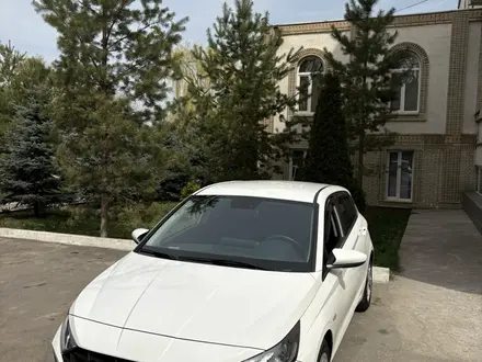 Hyundai i20 2023 года за 6 300 000 тг. в Алматы – фото 16