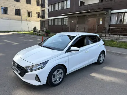 Hyundai i20 2023 года за 6 300 000 тг. в Алматы