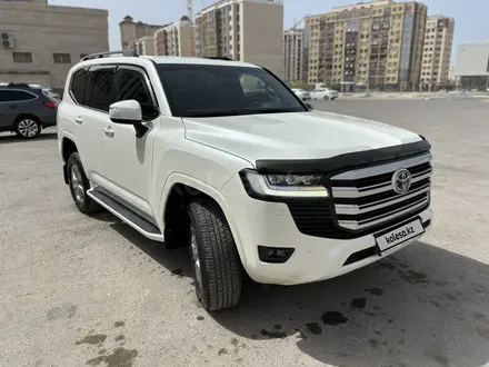 Toyota Land Cruiser 2023 года за 48 500 000 тг. в Актау