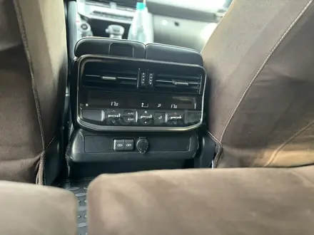 Toyota Land Cruiser 2023 года за 48 500 000 тг. в Актау – фото 8