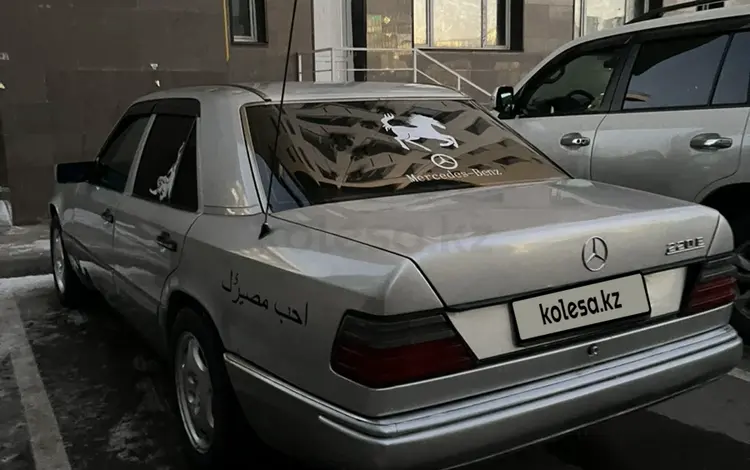 Mercedes-Benz E 220 1993 годаүшін2 300 000 тг. в Туркестан