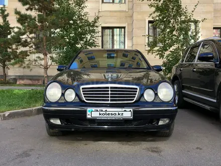 Mercedes-Benz E 320 2000 года за 4 550 000 тг. в Астана – фото 4