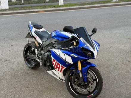 Yamaha  YZF-R1 2010 года за 5 100 000 тг. в Караганда – фото 2