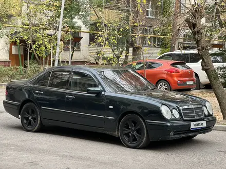 Mercedes-Benz E 280 1996 года за 2 200 000 тг. в Алматы – фото 4