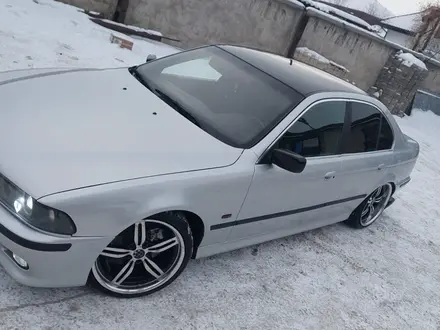 BMW 520 2001 года за 4 900 000 тг. в Караганда – фото 11