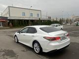 Toyota Camry 2019 годаfor13 500 000 тг. в Алматы – фото 5