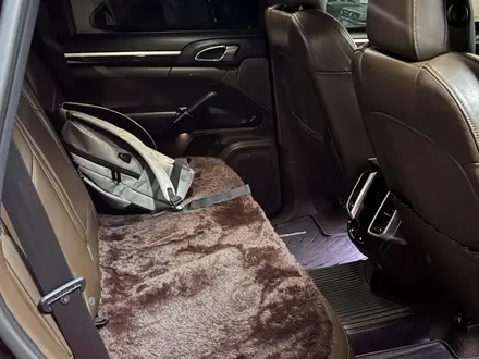 Porsche Cayenne 2015 года за 19 000 000 тг. в Астана – фото 8