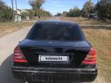 Mercedes-Benz C 200 1994 года за 1 200 000 тг. в Караганда – фото 4