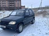 Chevrolet Niva 2004 годаүшін1 400 000 тг. в Актобе – фото 2