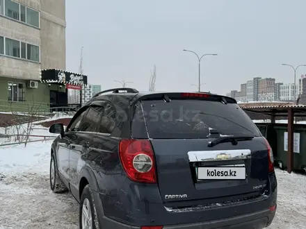 Chevrolet Captiva 2008 года за 4 400 000 тг. в Астана – фото 3