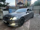 Mercedes-Benz E 300 2010 года за 7 300 000 тг. в Астана – фото 2
