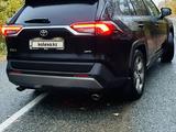 Toyota RAV4 2021 годаүшін14 618 813 тг. в Астана – фото 4