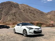 Hyundai Veloster, 2013