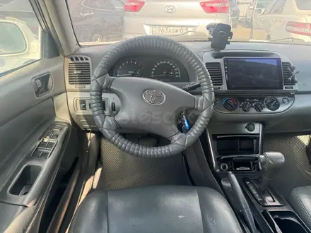 Toyota Camry 2005 года за 2 048 900 тг. в Астана – фото 10