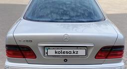Mercedes-Benz E 280 2001 годаfor6 700 000 тг. в Кызылорда – фото 4