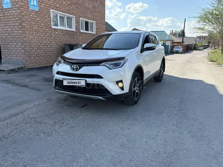 Toyota RAV4 2016 года за 10 800 000 тг. в Усть-Каменогорск – фото 4