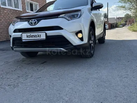Toyota RAV4 2016 года за 10 800 000 тг. в Усть-Каменогорск – фото 6