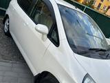 Honda Fit 2001 года за 2 300 000 тг. в Усть-Каменогорск – фото 3