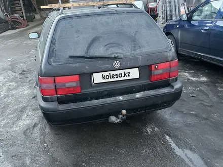 Volkswagen Passat 1994 года за 2 400 000 тг. в Алматы – фото 3