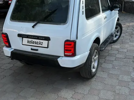 ВАЗ (Lada) Lada 2121 2018 года за 3 000 000 тг. в Алматы – фото 2