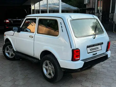 ВАЗ (Lada) Lada 2121 2018 года за 3 000 000 тг. в Алматы – фото 4