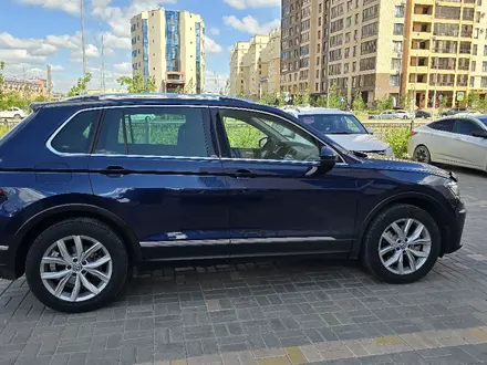 Volkswagen Tiguan 2017 года за 12 800 000 тг. в Астана – фото 19