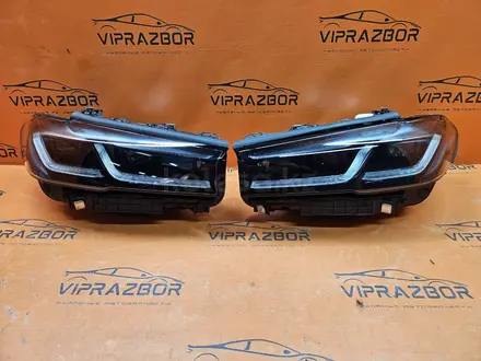 Фары BMW G30 LCI LED Shadow Line оригинал за 350 000 тг. в Алматы