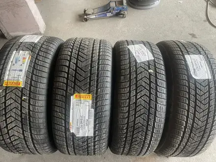 Pirelli Scorpion Winter 275/45 R21 и 315/40 R21 111V за 400 000 тг. в Костанай