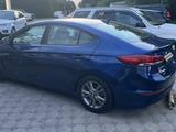 Hyundai Elantra 2018 годаүшін7 500 000 тг. в Астана – фото 4