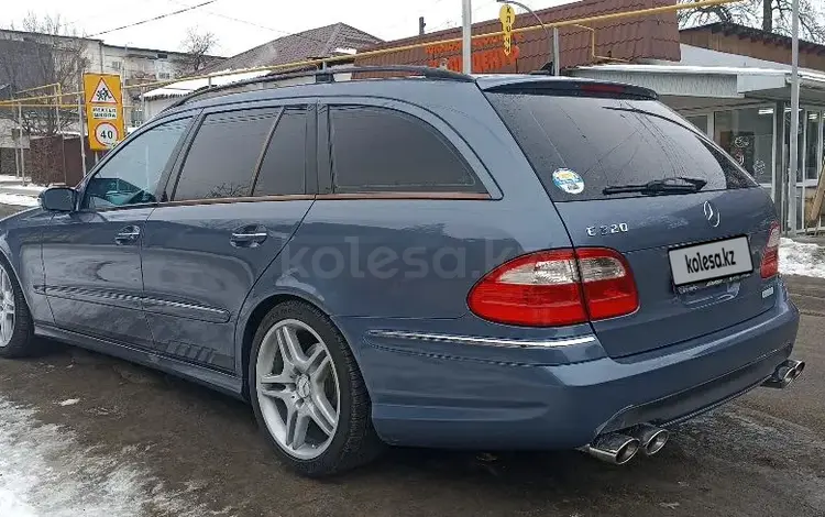 Mercedes-Benz E 320 2003 годаfor8 700 000 тг. в Алматы