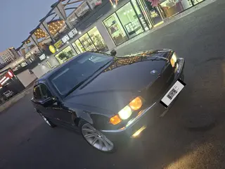 BMW 740