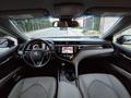 Toyota Camry 2020 годаfor10 800 000 тг. в Актау – фото 11