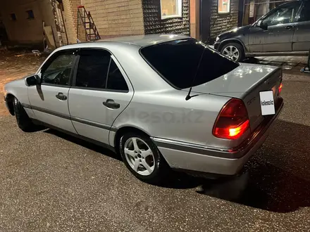 Mercedes-Benz C 280 1995 года за 1 750 000 тг. в Астана – фото 22