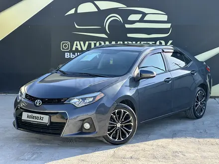 Toyota Corolla 2015 года за 6 900 000 тг. в Атырау