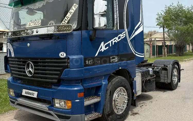 Mercedes-Benz  Actros 2000 года за 13 000 000 тг. в Алматы