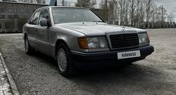 Mercedes-Benz E 220 1993 годаүшін1 600 000 тг. в Астана