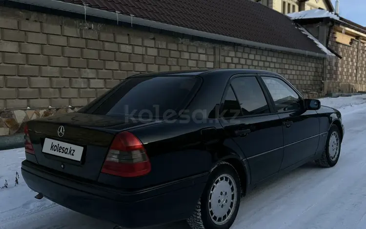 Mercedes-Benz C 200 1995 годаүшін2 400 000 тг. в Караганда