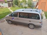 Hyundai Starex 2004 годаfor4 000 000 тг. в Караганда