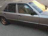 Mercedes-Benz E 280 1995 года за 2 000 000 тг. в Астана – фото 2