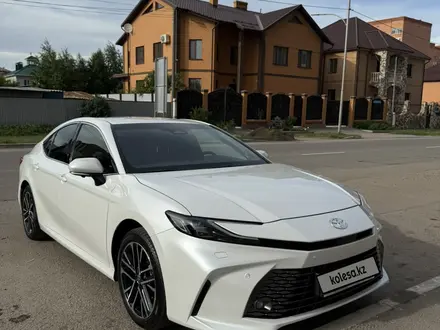 Toyota Camry 2025 года за 23 650 000 тг. в Кокшетау