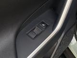 Toyota RAV4 Prestige 2019 года за 14 190 000 тг. в Алматы – фото 2