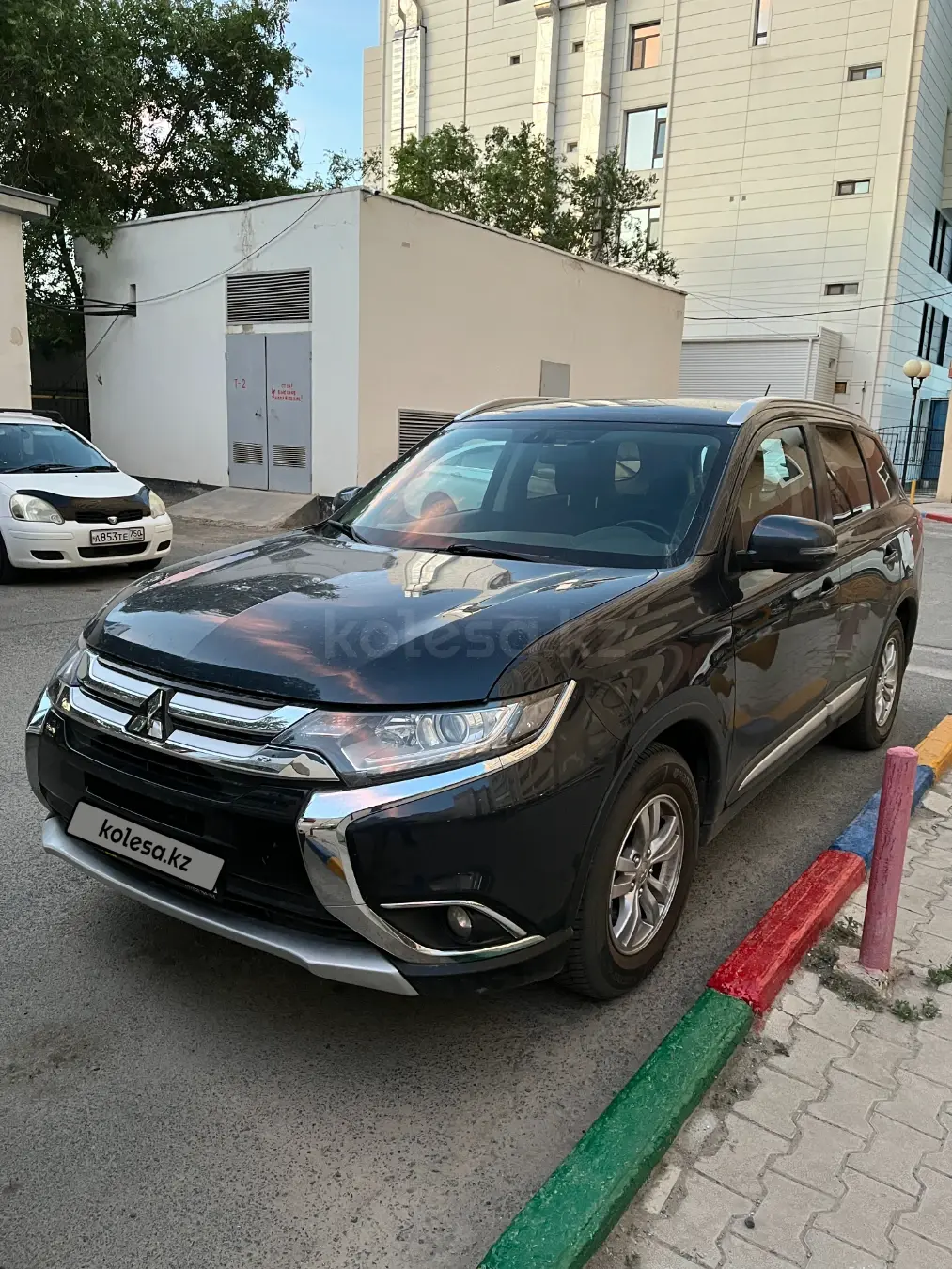 Mitsubishi Outlander, 2016