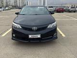 Toyota Camry 2014 года за 6 500 000 тг. в Атырау – фото 2