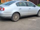 Volkswagen Passat 2007 годаүшін3 800 000 тг. в Петропавловск – фото 4