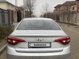 Hyundai Sonata 2016 годаfor7 000 000 тг. в Алматы – фото 3